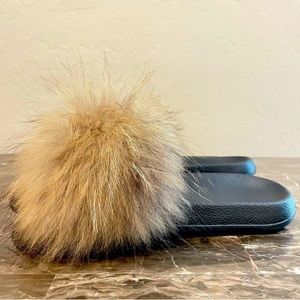 NEW Fox Fur Slides